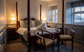 The Rosedale Hotel